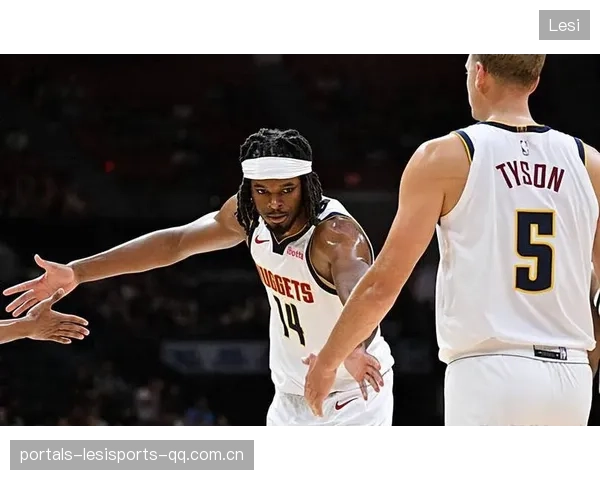 NBA掘金内线持续制造压力，节奏牢牢掌控